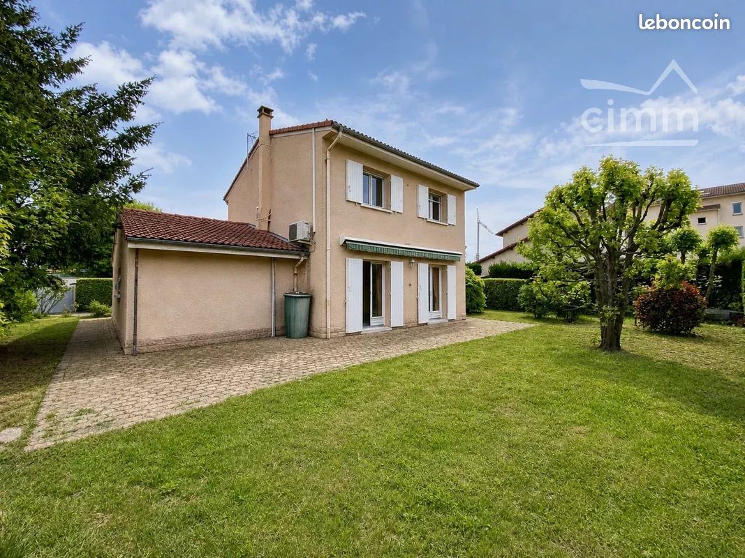 Maison 4 pièces 92 m² · à Montrond-les-Bains · 92 m² · 249 000 €