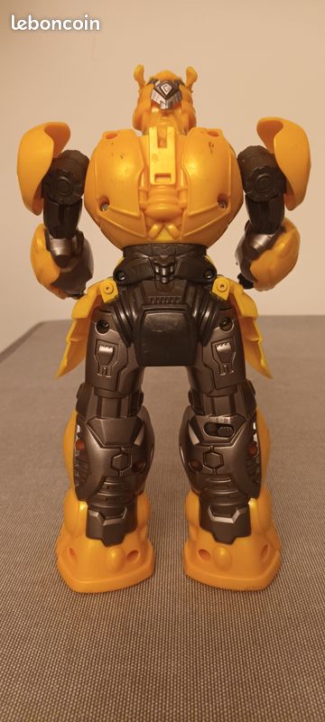 Robot bumblebee grand format collection (image 3)