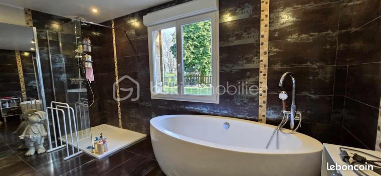 Maison de village 6 pièces 195 m²