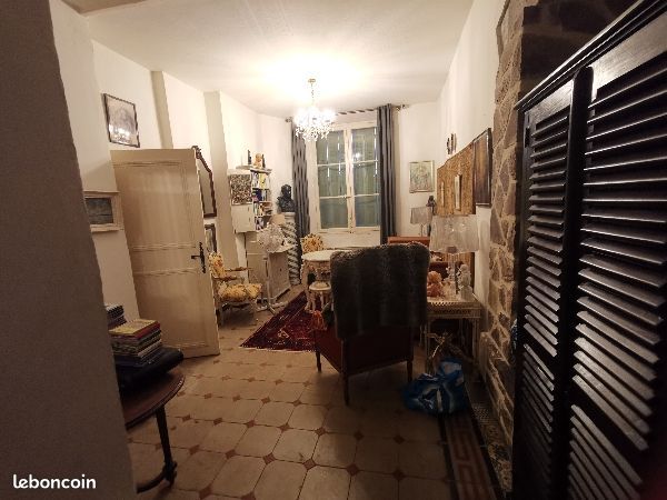 Studio 1 pièce 25 m²