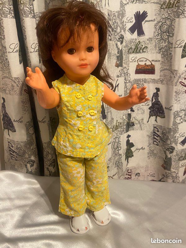 poupee marie francoise Mode et travaux vintage +tenue superbe neuve