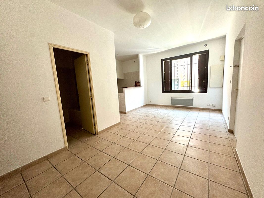 Appartement 2 pièces 38 m² · à Nîmes · 38 m² · 475 €