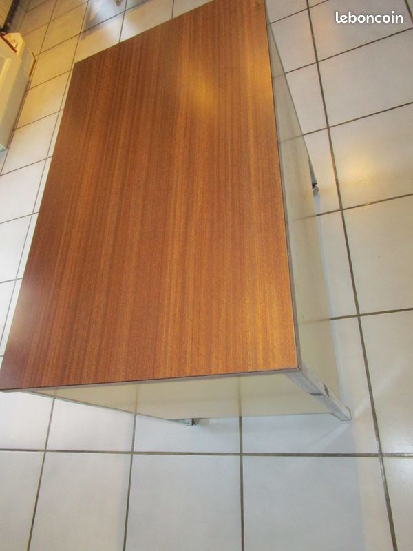 Meuble de bureau métallique des années 70 (image 2)