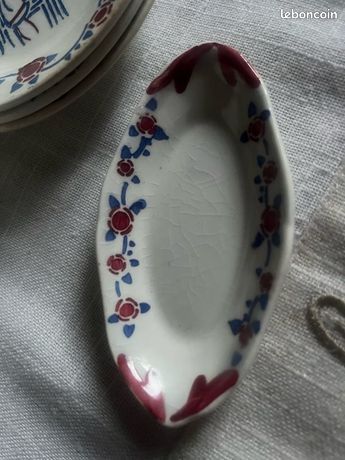 Dînette ancienne en faïence vintage 40 pièces