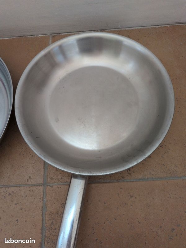 Poêle inox (image 3)