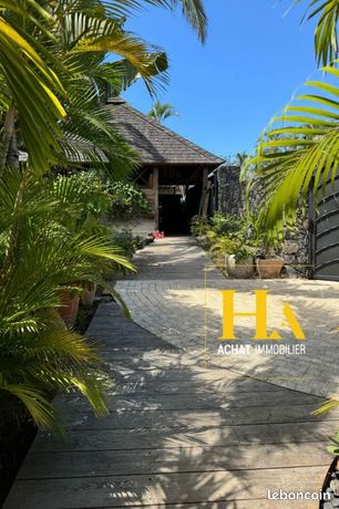 Villa 7 pièces 300 m²