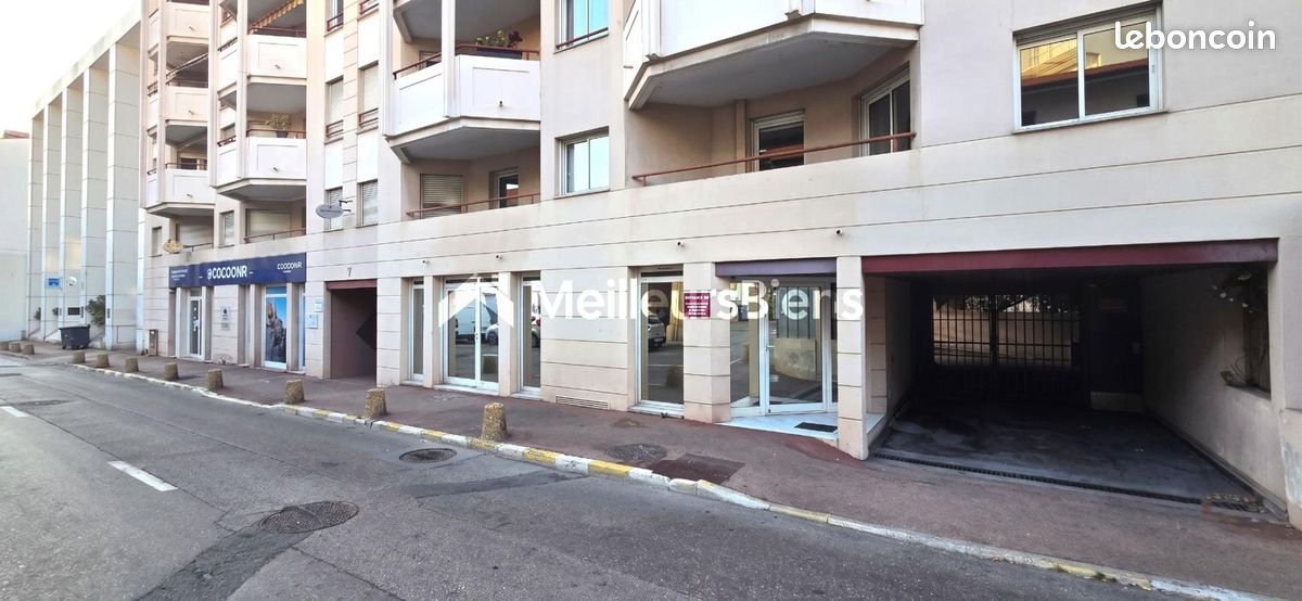 Parking 13 m² · à Antibes · 13 m² · 35 000 €
