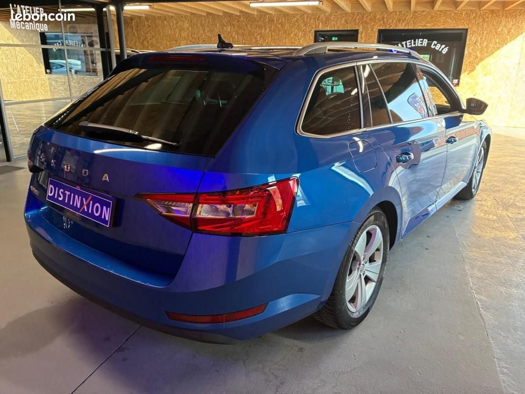 Skoda Superb Combi 2.0 TDI 150 DSG BUSINESS (image 5)