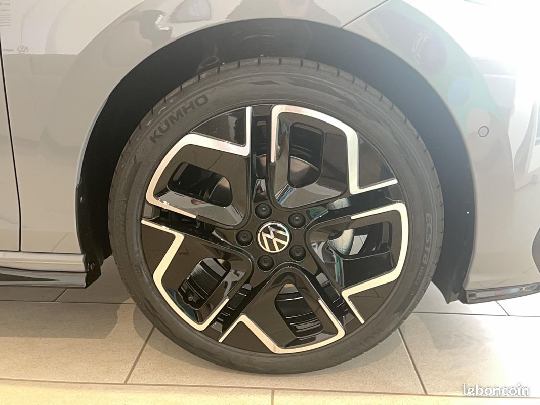 VOLKSWAGEN Golf 1.5 eTSI EVO2 150 DSG7 R-Line Edition (image 13)