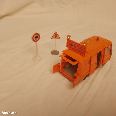 Dinky Toys - Échelle 1/43 - 2 CV Citroën No.500