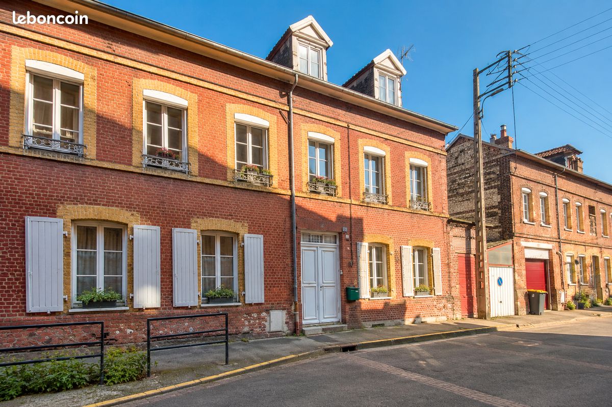 Maison 9 pièces 190 m² · à Caudebec-lès-Elbeuf · 190 m² · 251 000 €