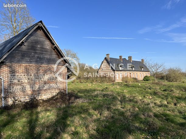 Maison 10 pièces 366 m²