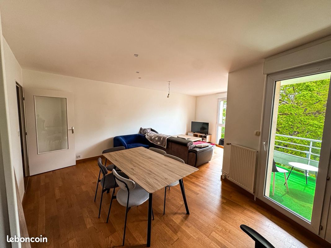 Appartement 3 pièces 74 m² · à Rennes · 74 m² · 915 €/mois