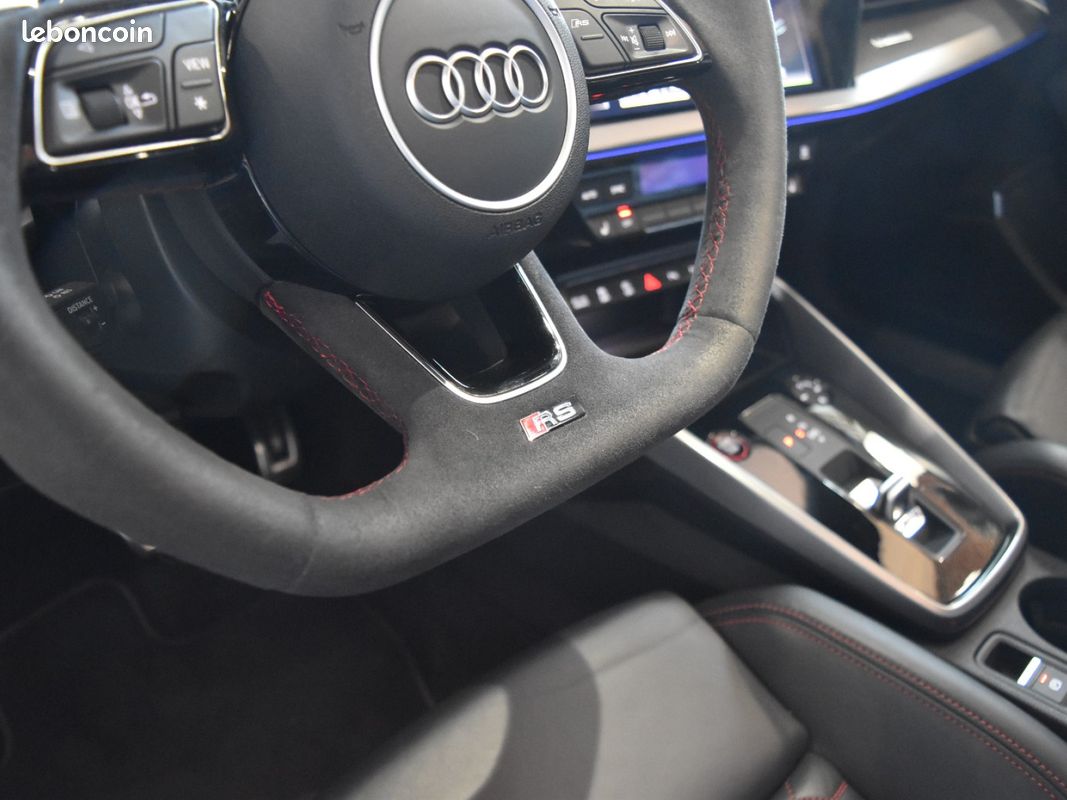 AUDI RS3 SPORTBACK 2.5 TFSI 400 S tronic 7 Quattro (image 37)