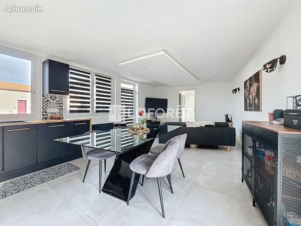 Propriété 6 pièces 223 m²