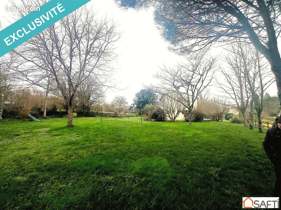 Pavillon 7 pièces 127 m² - Saint-Maixent-l'École 79400 (image principale 18)