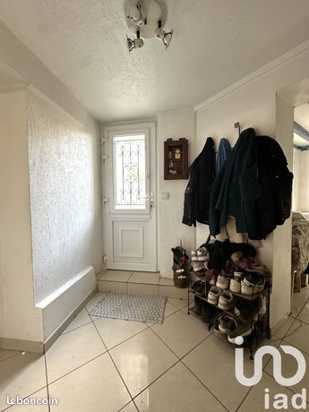 https://img.leboncoin.fr/api/v1/lbcpb1/images/6a/e1/3d/6ae13d4478ec0c3aa52d879ba74f55866b2bc44d.jpg?rule=ad-image