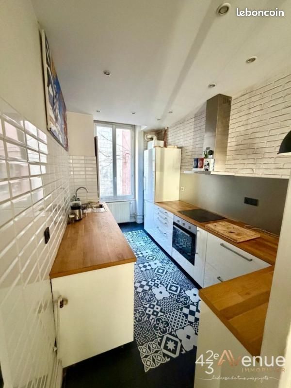 Appartement 4 pièces 100 m² · à Saint-Étienne · 100 m² · 99 000 €