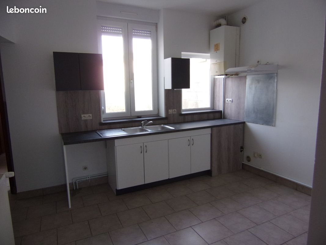 Maison 5 pièces 90 m² · à Maubeuge · 90 m² · 680 €