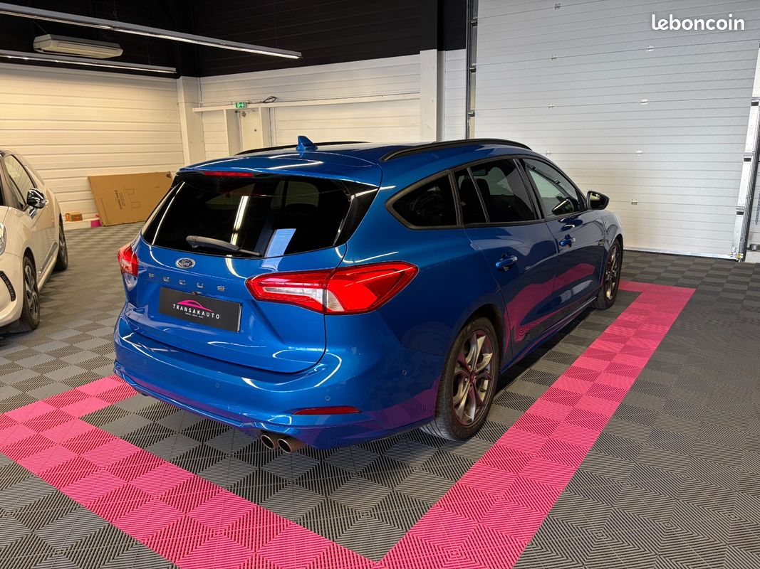 FORD FOCUS SW 2.0 EcoBlue 150 CV SS BVA8 ST Line + CARPLAY + CAMÉRA DE RECUL + RADARS AV/AR + KEYLESS GO + ATH (image 5)