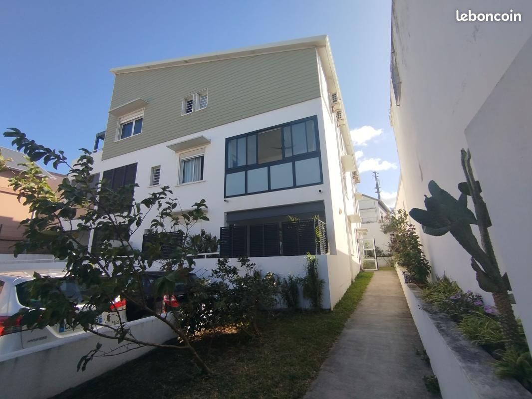 Appartement 2 pièces 55 m² · à Saint-Pierre · 55 m² · 1 200 €/mois