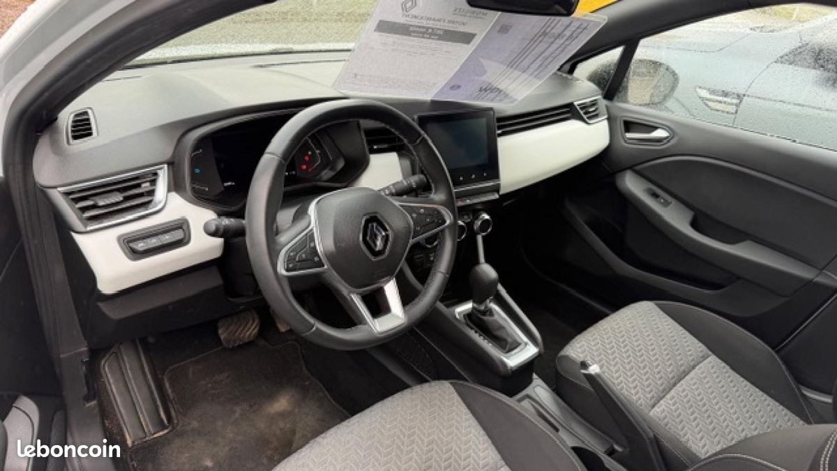 RENAULT CLIO 1.6 E-Tech Hybride - 140 - BVA multi-modes - 2021N V BERLINE Limited PHASE 1 (image 8)
