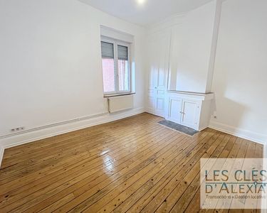 Appartement 376 686 € - 83 m²