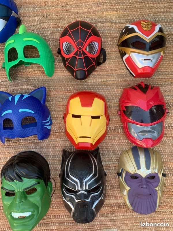 Fichier STL Pièces pour masques de super-héros (demi-masques supérieurs