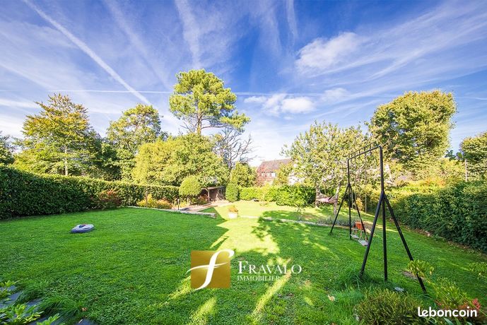 Maison 8 pièces 142 m²