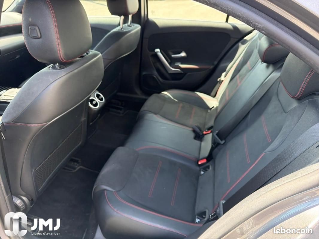 Mercedes Classe A Berline 200 7G-DCT AMG Line (image 9)