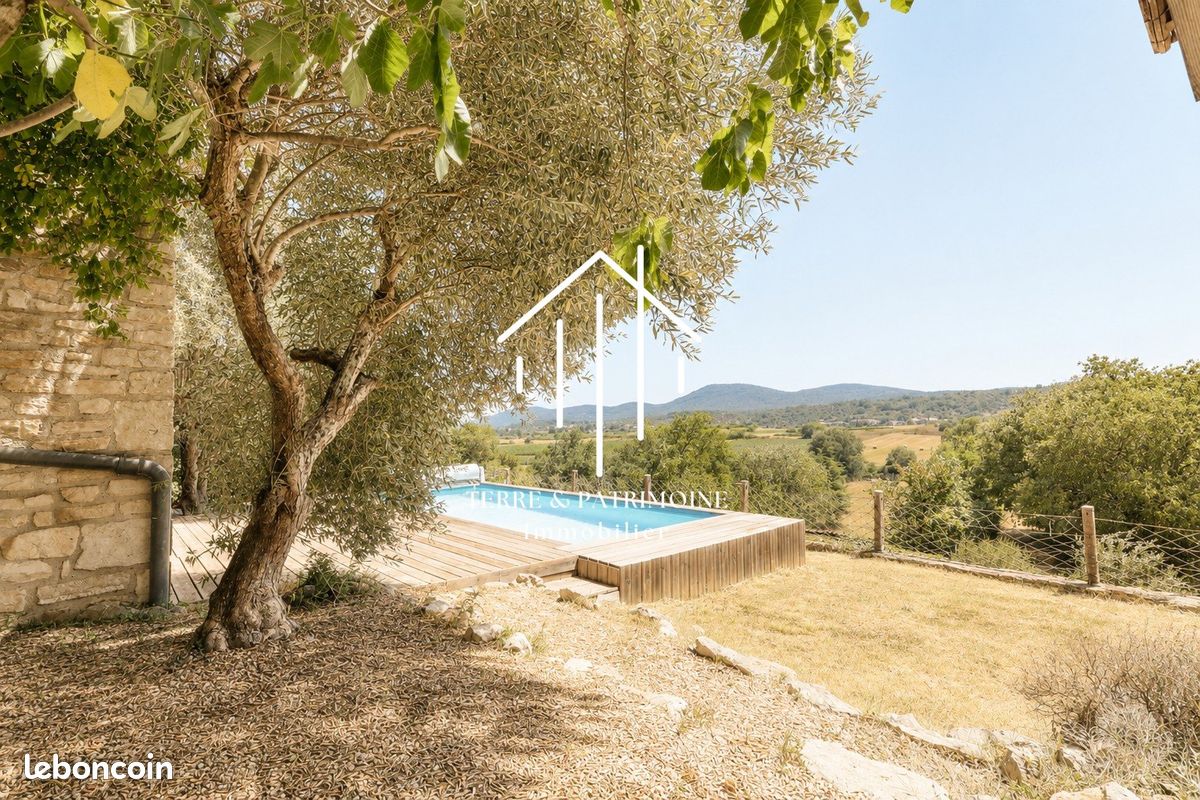 Maison 8 pièces 208 m² · à Barjac · 208 m² · 519 000 €