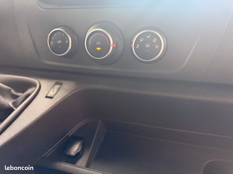 Renault Master Benne Basculante RJ 3.5t dCi 145 + Coffre arrière 2021 – photo 14