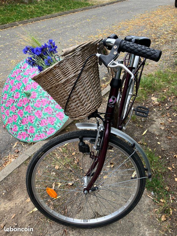 Vélo de ville femme bordeaux (Belladone) (image 3)