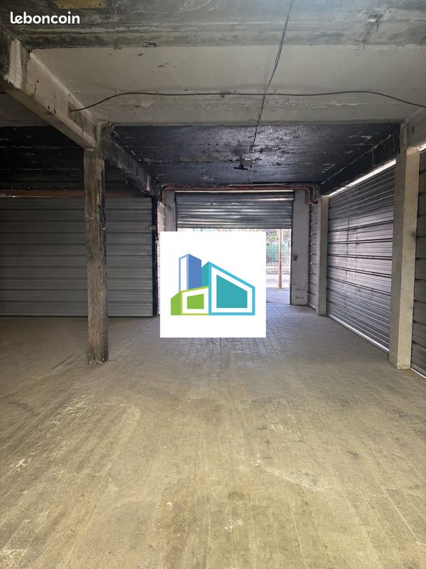Local 110 m² Toulon (image 2)
