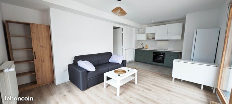 Grand studio Montreuil - métro Robespierre