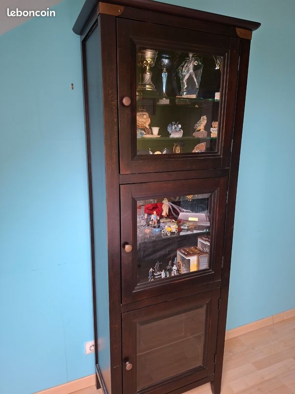 Meuble avec 3 vitrines (image 3)