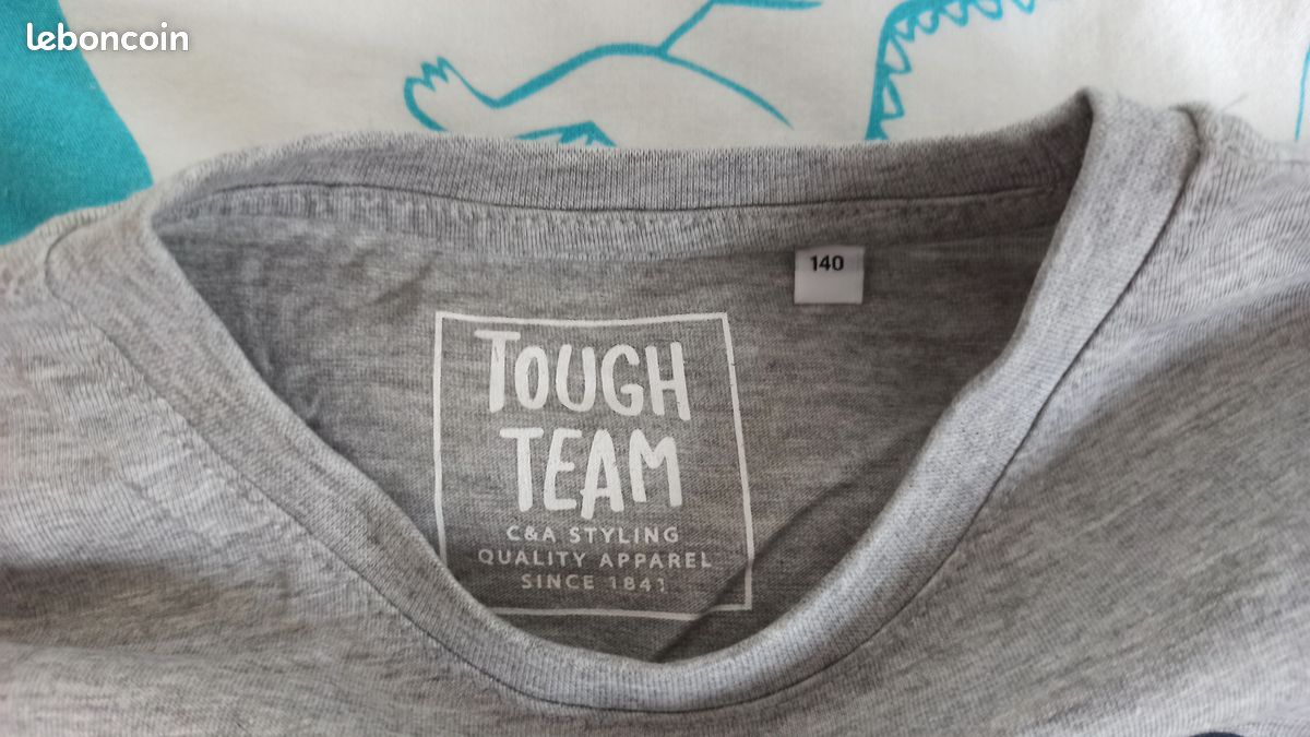 T shirt I love New York : Achat occasion | T-shirts et débardeurs (fille) NY Fuchsia 18 mois (80-86 cm) Neuf, sans étiquette T shirt I love New York : Achat occasion | T-shirts et débardeurs (fille) NY Fuchsia 18 mois (80-86 cm) Neuf, sans étiquette
