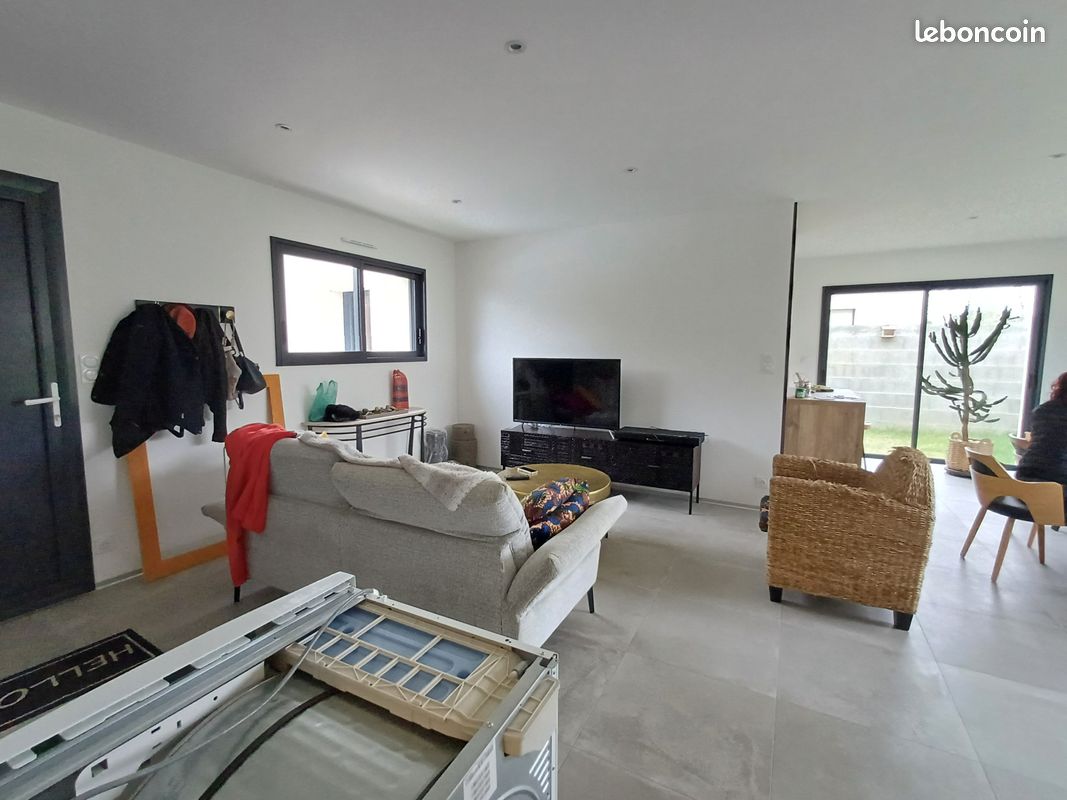 Maison 4 pièces 95 m² · à Montréverd · 95 m² · 950 €/mois