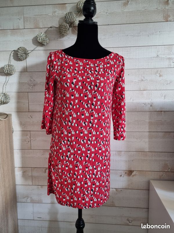 Robe Chemisier MNG – Taille M, Couleur Léopard, Longueur Genou, Très Bon état