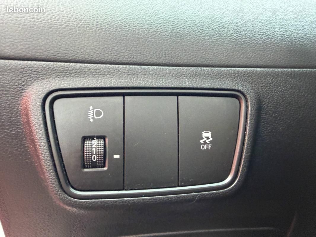 Hyundai Tucson III 1.6 CRDI 136ch Hybrid 48v Creative DCT7 (image 24)