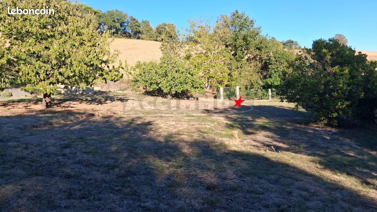 Terrain 758 m² · à Drémil-Lafage · 150 000 €