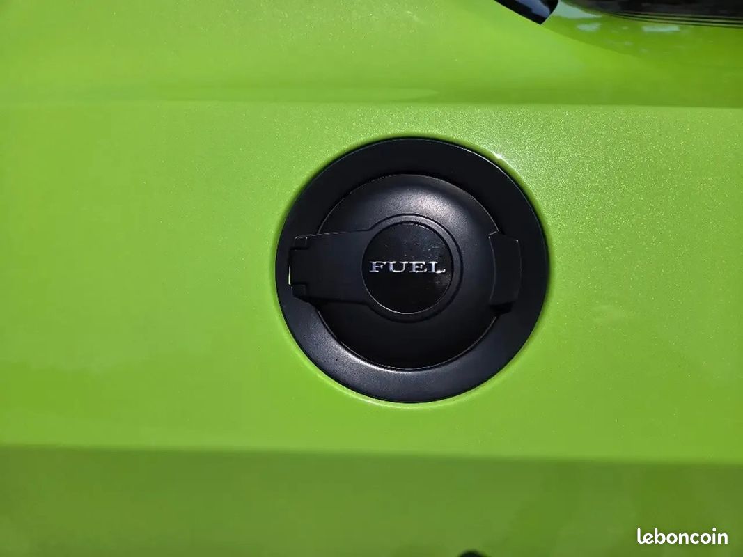 Dodge CHALLENGER 5.7 HEMI V8 375 CH - SHAKER - SELLERIE SHAKER - FAIBLE KILOMETRAGE (image 6)
