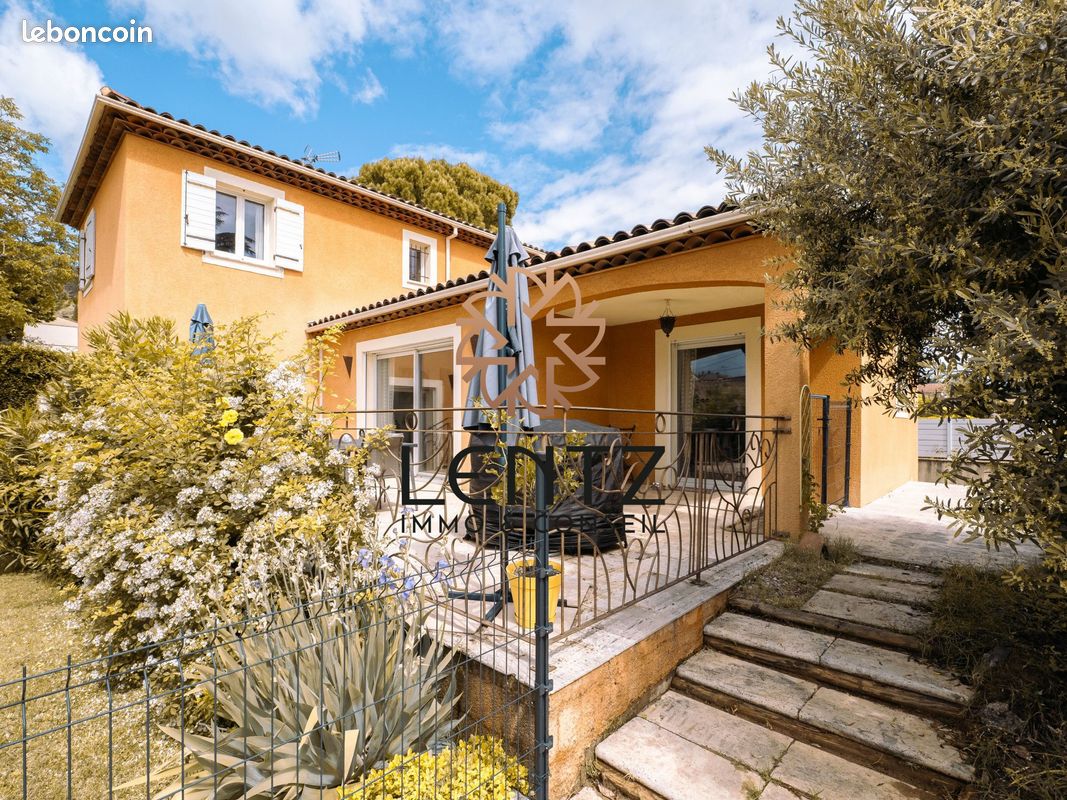 Maison 6 pièces 151 m² · à Volx · 151 m² · 510 000 €