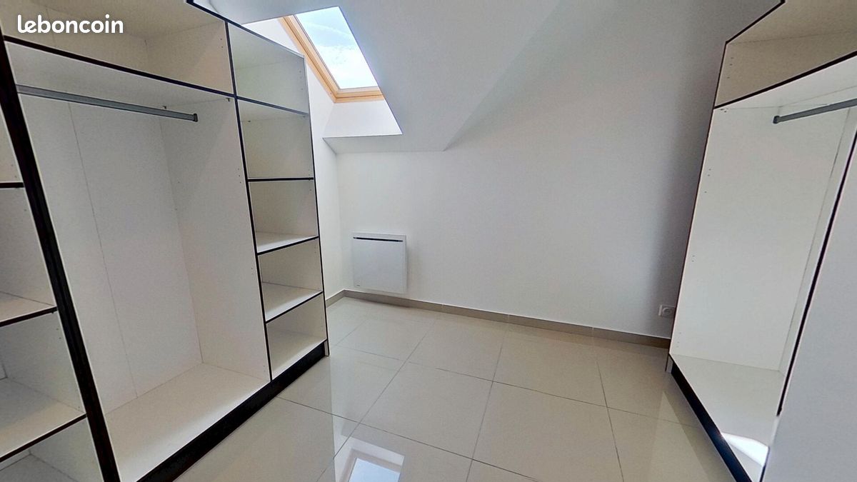 Appartement a louer - 4 pièce(s) - 83 m2 - Surfyn