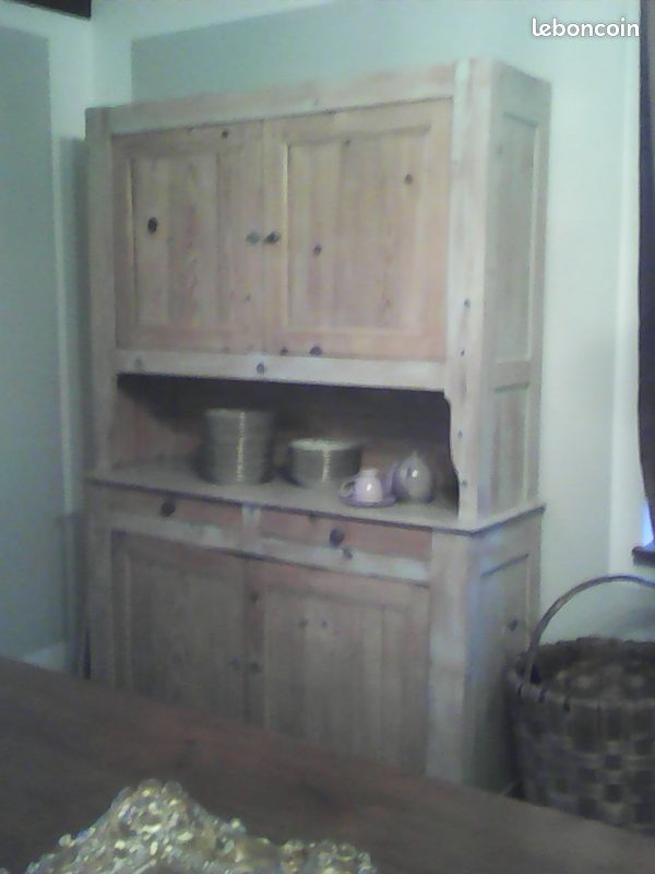Buffet comtois en sapin (image 2)