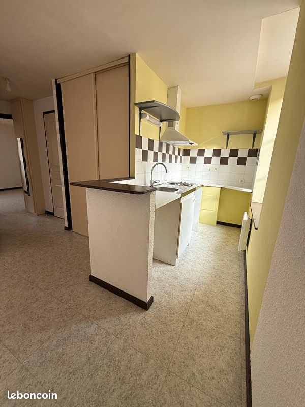 Appartement 3 pièces 38 m² · à Neufchâteau · 38 m² · 340 €/mois