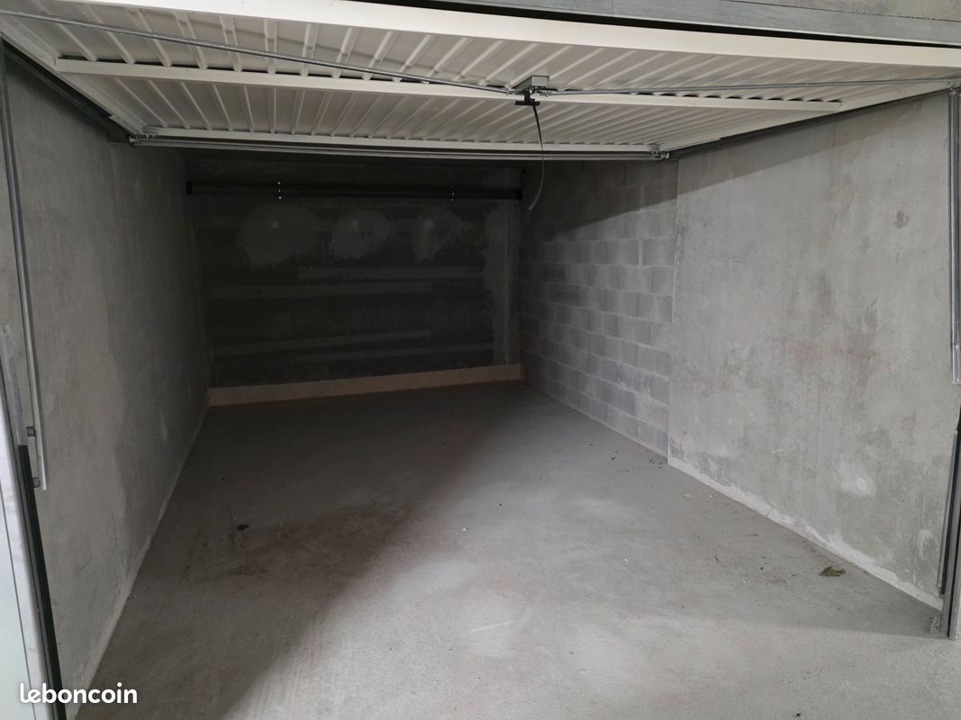 Garage individuel 16,80 m² - Résidence ́LE TANDEM (image 4)