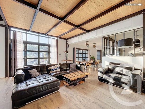 Maison 6 pièces 295 m²