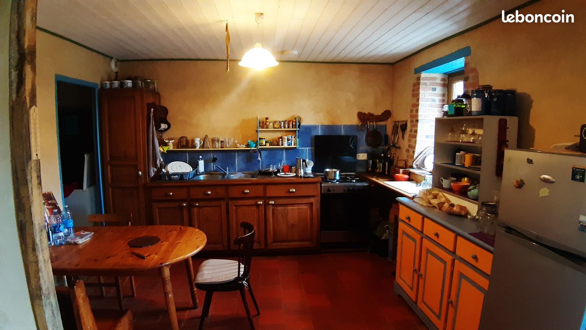 Jolie maison, belle grange - 5,5ha - petit paradis - Lesterps 16420 (image principale 3)