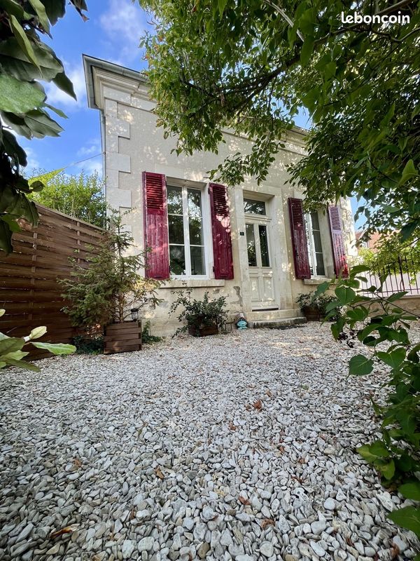 Maison 4 pièces 100 m² · à Savigny-en-Septaine · 100 m² · 149 000 €